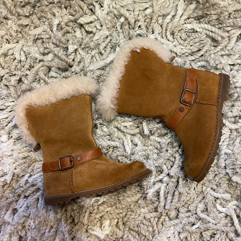 UGG Toddler Girls Tan Nessa Boots Size 10